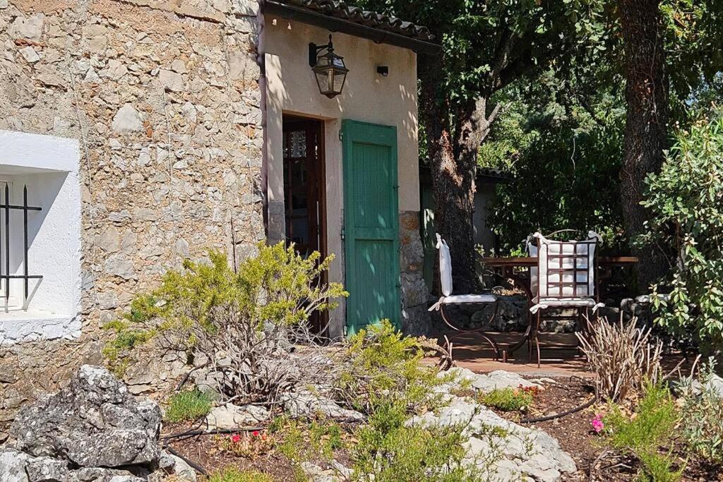 Mazet Holiday home *